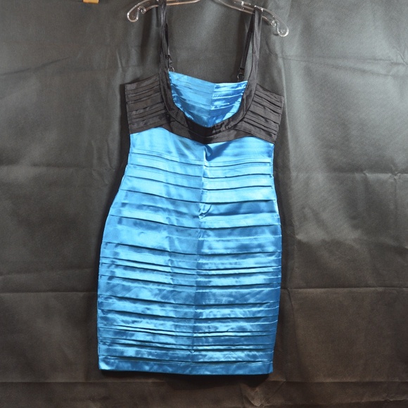 Satiny Black/Turquoise Body Con Dress SZ M SUZY - Picture 9 of 12